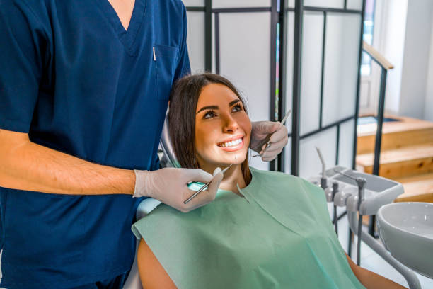 Best Wisdom Tooth Removal  in Vla Park, IL